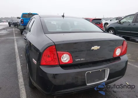 2010 Chevrolet Malibu Ls z USA, uszkodzony, nr VIN 1G1ZB5EBXAF110019